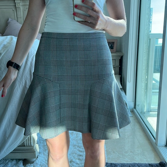 J. Crew size 4 houndstooth circle skirt - Picture 1 of 5
